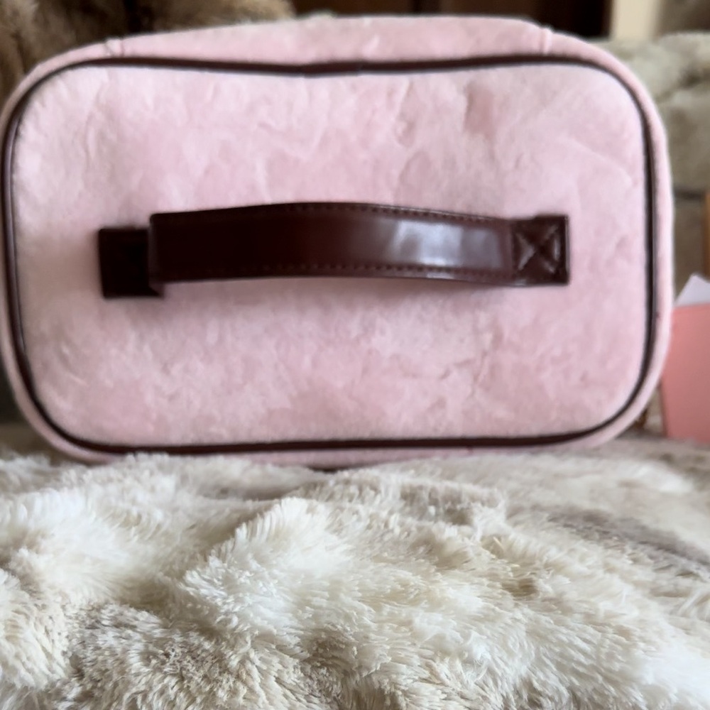 π New Juicy Couture Cosmetic Train Case Bag - Picture 6 of 8